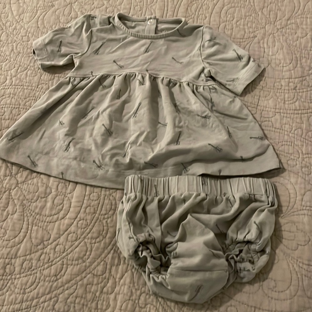 Kate Quinn top and bloomers with guitars